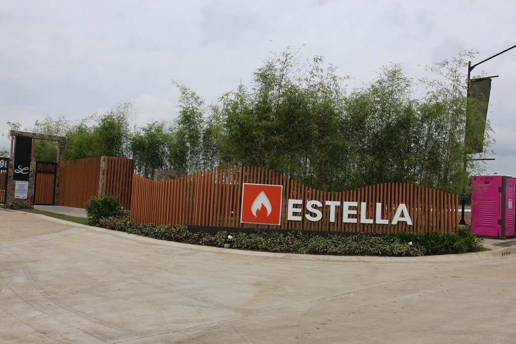 batangas affordable quality house gateguardhouse2 min